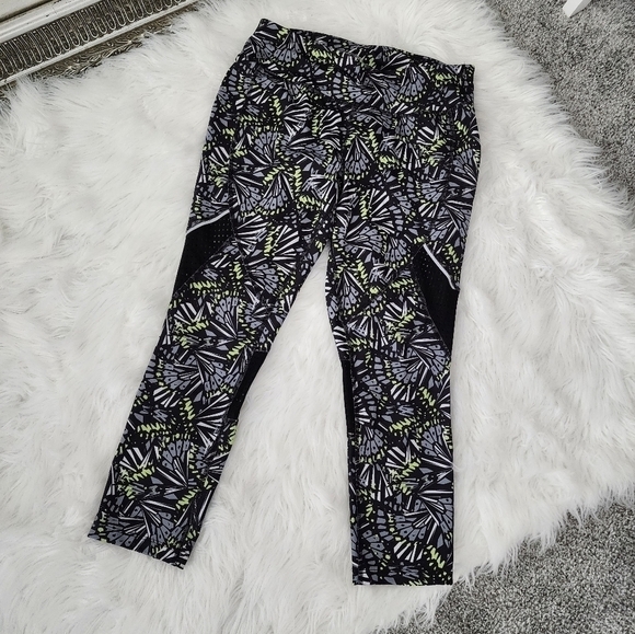 AVIA crop multicolor mesh detail leggings size small. New without tags. - Picture 1 of 8